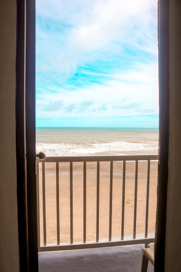 Puffer Isle Resort Dingalan 外观 照片